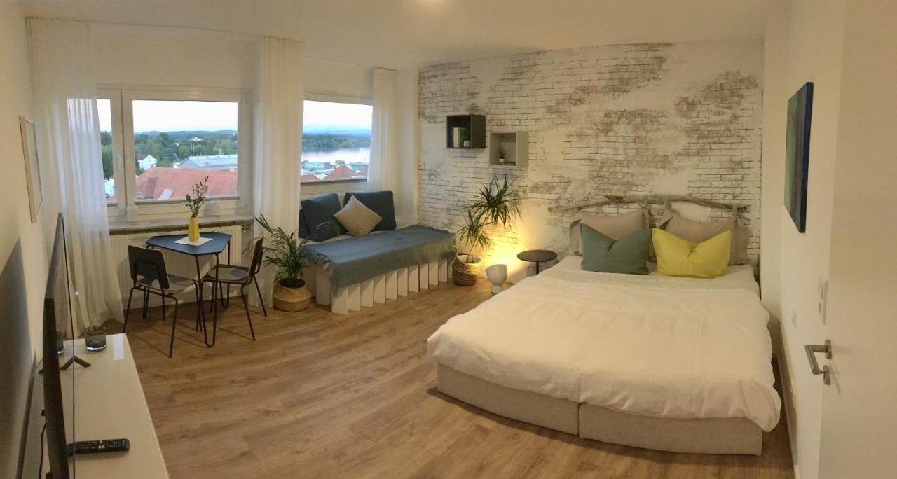 Liebevoll Renoviertes Apartment Mit Panoramablick Фридрихсхафен Экстерьер фото
