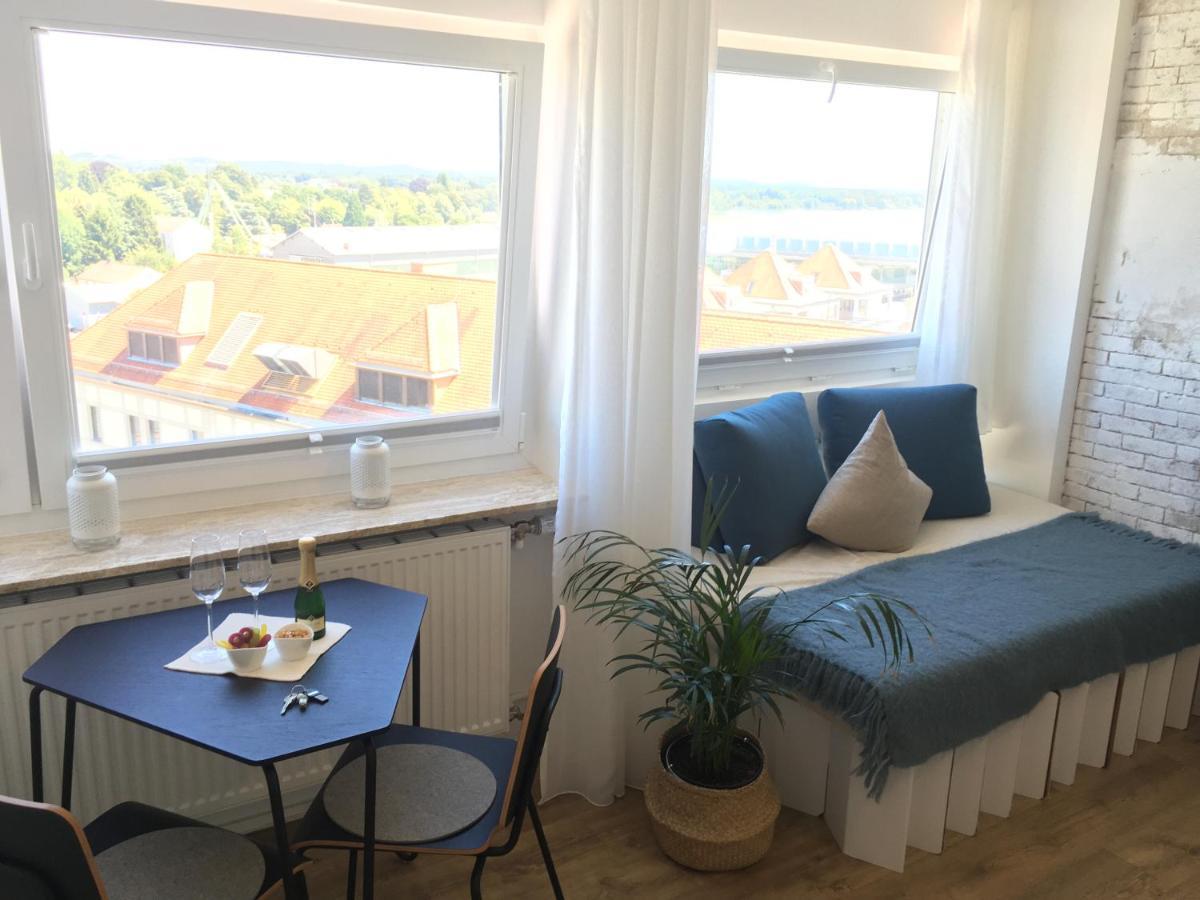 Liebevoll Renoviertes Apartment Mit Panoramablick Фридрихсхафен Экстерьер фото