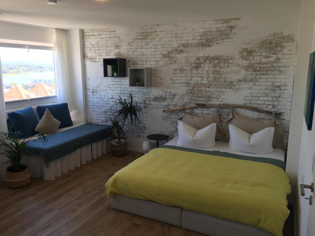 Liebevoll Renoviertes Apartment Mit Panoramablick Фридрихсхафен Экстерьер фото