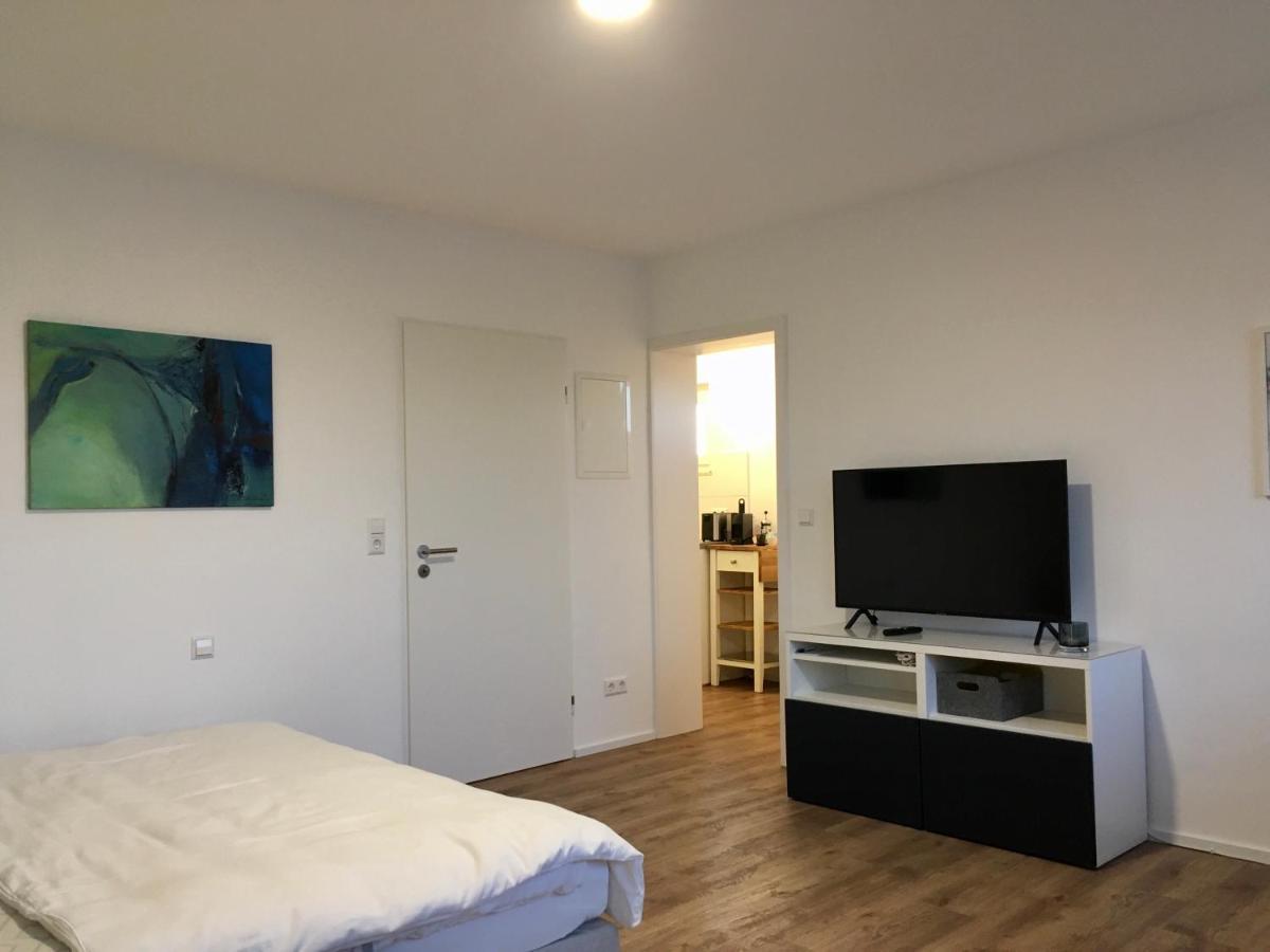 Liebevoll Renoviertes Apartment Mit Panoramablick Фридрихсхафен Экстерьер фото